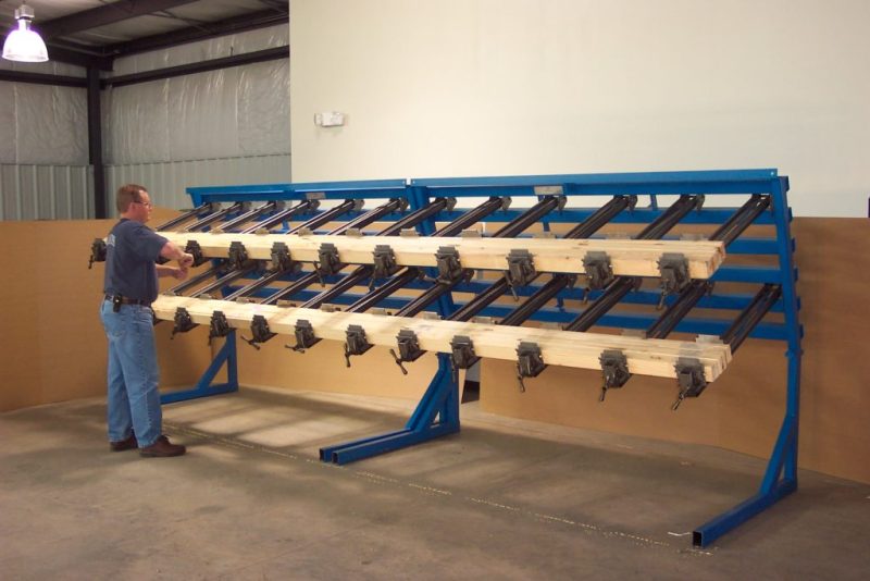 JLT #79F-16-PC – 16′ Rail & Post Custom Clamping System with 36 Clamps
