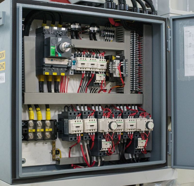 Northtech NT 400EL Heavy Duty Chain Drive 15HP+15HP Double Surface Planer (w/ Helical Cutter Heads)