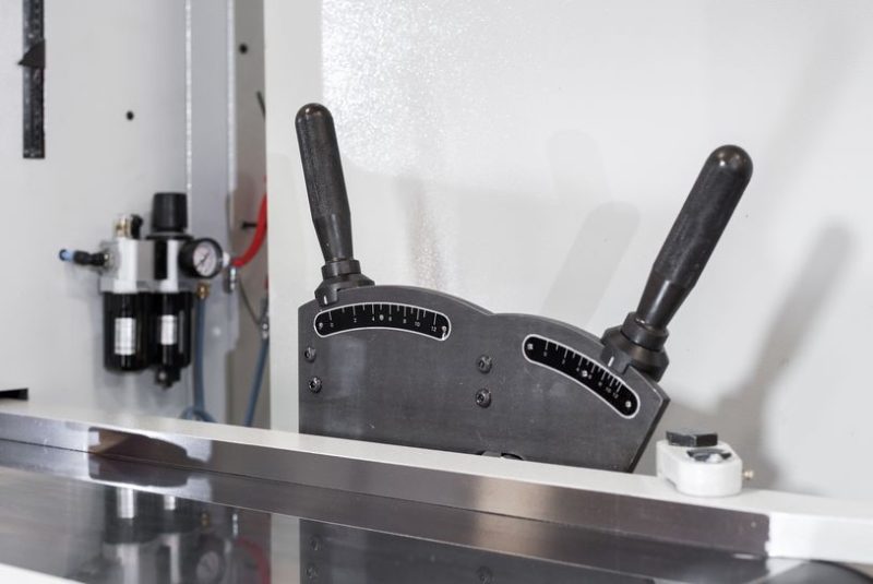 NT N4230 Four-Spindle Moulder