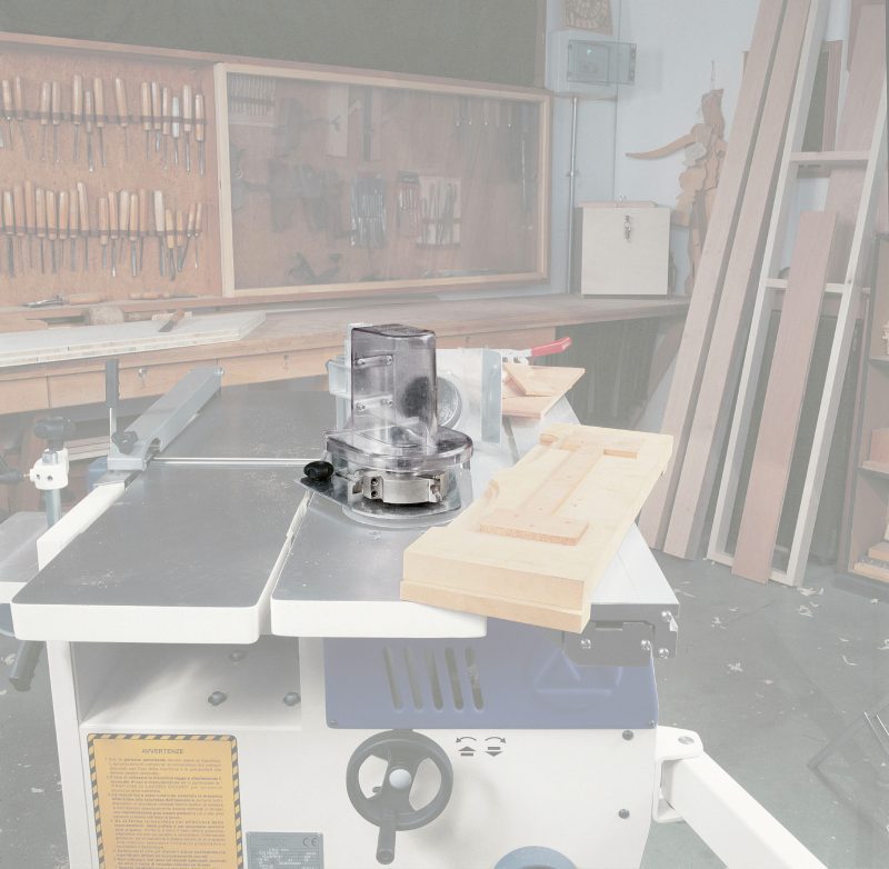 SCM minimax cu 410es (3-Phase) 8HP/10.5' Slide