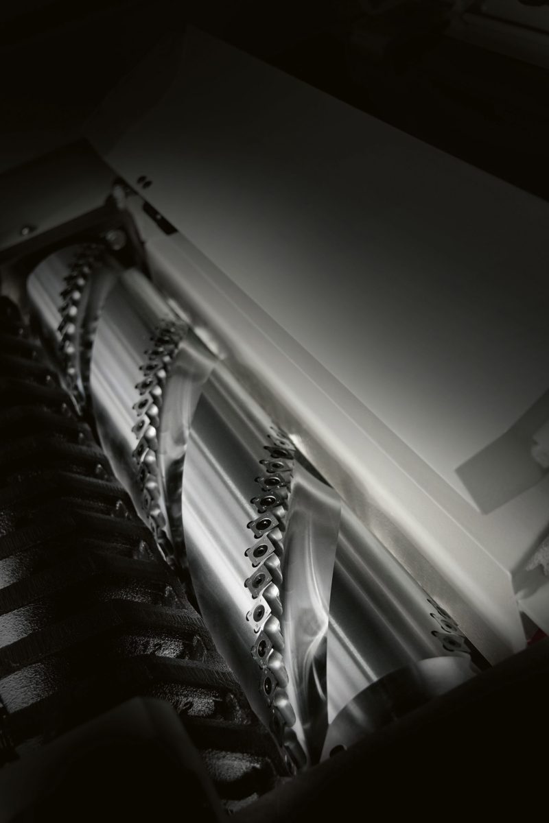 SCM minimax cu 410es (3-Phase) 8HP/10.5' Slide