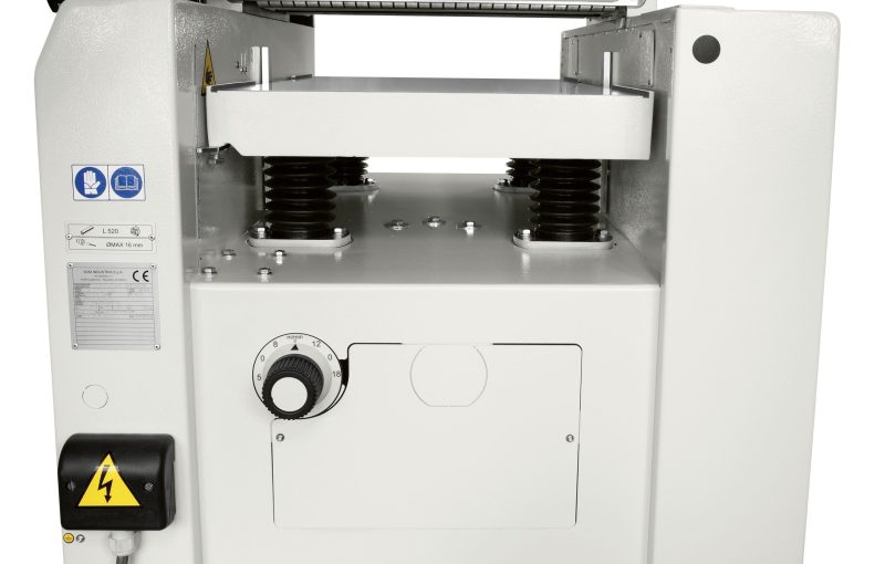 SCM minimax cu 410es (3-Phase) 8HP/10.5' Slide