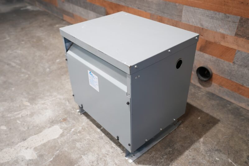 Acme Transformer 150 KVA 3-Phase Autotransformer Primary 600Y/347 Secondary 480Y/277