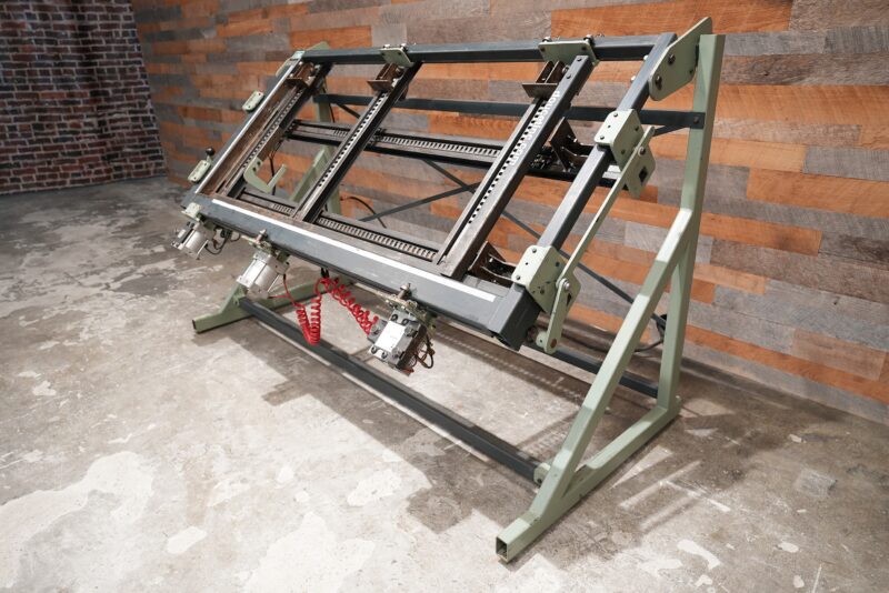 Doucet "SDM-M-1-30-72" Mitered Door Clamp